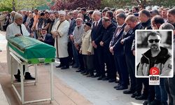 Eczacı Enis Yılmaz Gözyaşları Arasında Toprağa Verildi