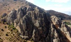 Erzincan’daki Kalecik Kalesinin Tarihi Tunç Çağına Dayanıyor
