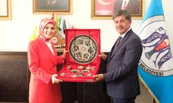 Bakan Mahinur Özdemir Göktaş’tan Belediye'ye Ziyaret