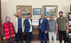Milletvekili Karaman Kızılay Erzincan Şubesini Tebrik Etti