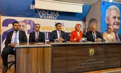 Bakan Mahinur Özdemir Göktaş Ak Parti İL Başkanlığını Ziyaret Etti