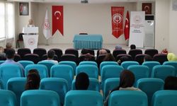 Erzincan’da ‘Aile ve Hukuk’ konulu söyleşi düzenlendi