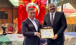 Kemaliye Belediye Başkanı Atmaca Takdirname İle Ödüllendirildi