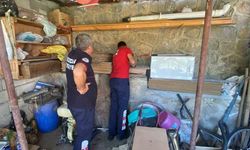 Boruya Sıkışan Yavru Kediyi İtfaiye Kurtardı