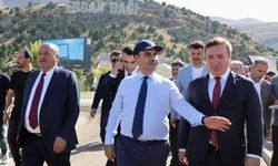 Bakan Kacır Ergan Dağı Kayak Merkezini Ziyaret Etti