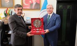 Akbaşoğlu Erzincan Belediyesini Ziyaret Etti