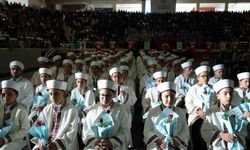 Kur’an’ı Ezberleyen 75 Erkek, 88’i Kız Öğrenci Hafızlık İcazetlerini Aldı