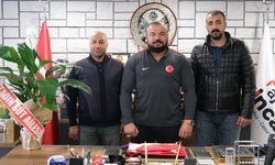 İş İnsanı Yıldırım’dan Sarıçiçek’e Tebrik Ziyareti