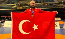 Milli Güreşçi Serhat Sarıçiçek Dünya 3. Sü Oldu