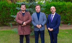 Vali Aydoğdu Trafik Cezası Yazılan Engelli Gencin Gönlünü Aldı