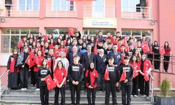 Şehit Yakınları Ve Gaziler Öğrencilerle Buluştu