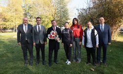 Vali Aydoğdu, Erzincanlı Sporcuların Başarısını Tebrik Etti