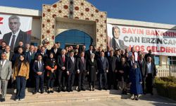 Bakanlara Havalimanında Coşkulu Karşılama