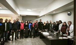 Polis Ekiplerinden Öğretmenler Günü Kutlaması