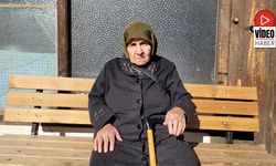 90 Yaşında Fikriye Güller Manileriyle Hayran Bırakıyor