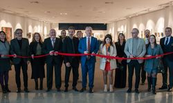 EBYÜ’de “Metamorfoz” Sergisi Sanatseverlerle Buluştu