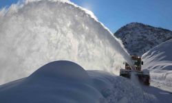 Erzincan'da 449 Köy Yolu Ulaşıma Kapandı