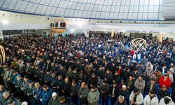 Erzincan'da Miraç Gecesinde Camiler Doldu Taştı