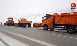 Erzincan-Sivas ve Gümüşhane Yolunda Kar Çilesi