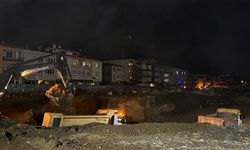 Merkez Çarşısı Kentsel Dönüşümünde Hafriyat Çalışmaları Sürüyor