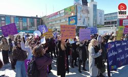 Erzincan'da 8 Mart Dünya Kadınlar Günü Coşkuyla Kutlandı