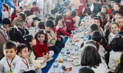 Erzincan'da 'Maarifin Kalbinde Miniklerle Sahur' programı düzenlendi