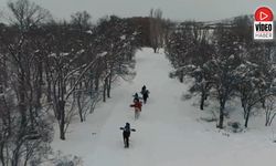 Erzincan’da Atlı Snowboard Safari
