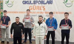 Erzincanlı Güreşçilerden Gururlandıran Performans