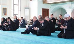 Erzincan’da Deprem Şehitleri İçin Mevlid Programı Düzenlendi