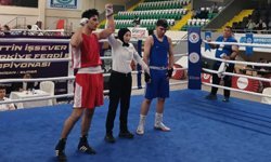 Erzincanlı Boksör Rıdvan Hasan Türkiye Üçüncüsü Oldu