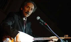 Erzincanlı Sanatçı Ali Ekber Çiçek Eserleriyle Yaşıyor