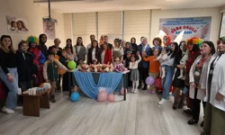 Gebe Okulu’nda 10. Yıl Coşkusu: Anneler ve Çocuklar Buluştu