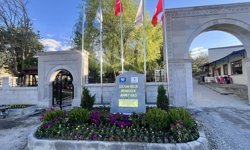 Melik Mengücek Gazi Türbesinde Çevre Düzenlemesi Tamamlandı