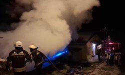 Kemah İlçesindeki Otomobil Yangını Kafa Karıştırdı