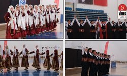 Erzincan’da Halk Oyunları Coşkusu