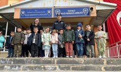 Üzümlü'de Anaokulu Öğrencilerinden Emniyete Ziyaret