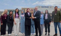 EBYÜ Bahar Şenlikleri'nde dereceye girenlere ödülleri verildi