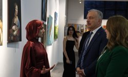 EBYÜ’de Mezuniyet Sergisi Sanatseverlerle Buluştu