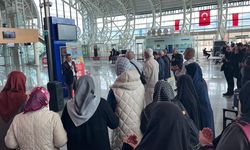 Hacı Adayları Dualarla Kutsal Topraklara Uğurlandı