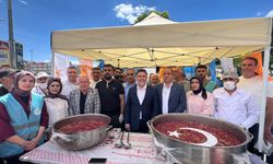 Ak Parti’den Aşure İkramı
