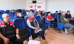 Erzincan'da bitki koruma ürünleri bayilerine b-reçete eğitimi verildi