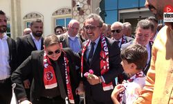 Hamdi Ulukaya Erzincan'da Coşkuyla Karşılandı