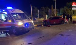 Erzincan'da İki Aracın Çarpıştığı Kazada 2 Kişi Yaralandı