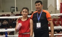 Erzincanlı Boksörden Türkiye Üçüncülüğü