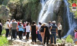 Avrupa'nın Sıcağından Kaçan Gurbetçiler Girlevik'e Akın Etti