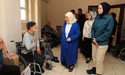 Semiha Yıldırım'dan Erzincan Huzurevi Sakinlerine Ziyaret