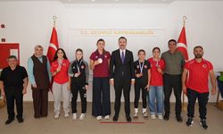 Minderde Kazandılar, Üzümlü’yü Gururlandırdılar