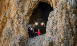Taş Yolu Turistlerin Gözdesi