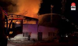 Erzincan’da Mobilya İmalathanesi Alev Alev Yandı