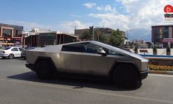 Tesla Cybertruck Şehir Merkezinde Görüntülendi